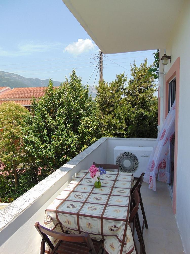 Villa Avra Дасия Екстериор снимка
